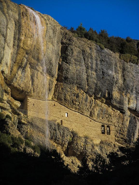 Albergue De Yebra Yebra de Basa Екстериор снимка