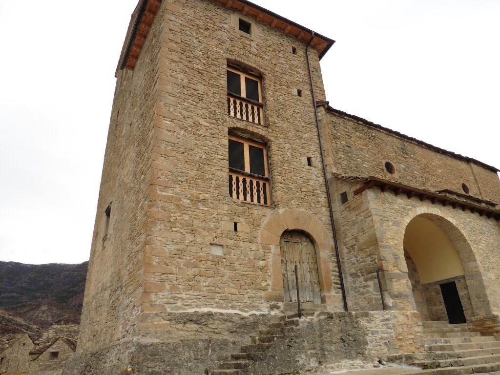Albergue De Yebra Yebra de Basa Екстериор снимка
