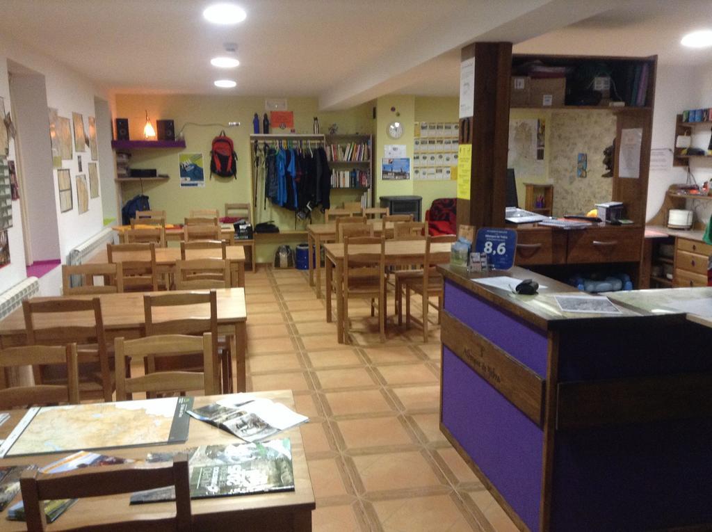 Albergue De Yebra Yebra de Basa Екстериор снимка